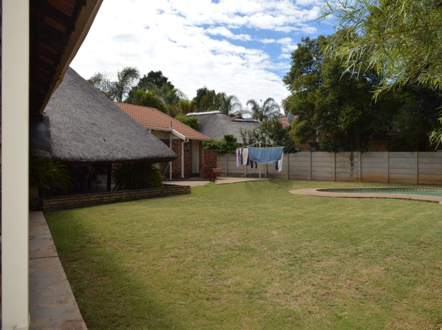 4 Bedroom Property for Sale in Flamwood North West